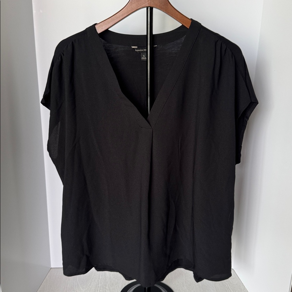Banana Republic Black V-Neck Blouse